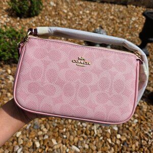 Coach Nolita 19 Powder Pink CW426